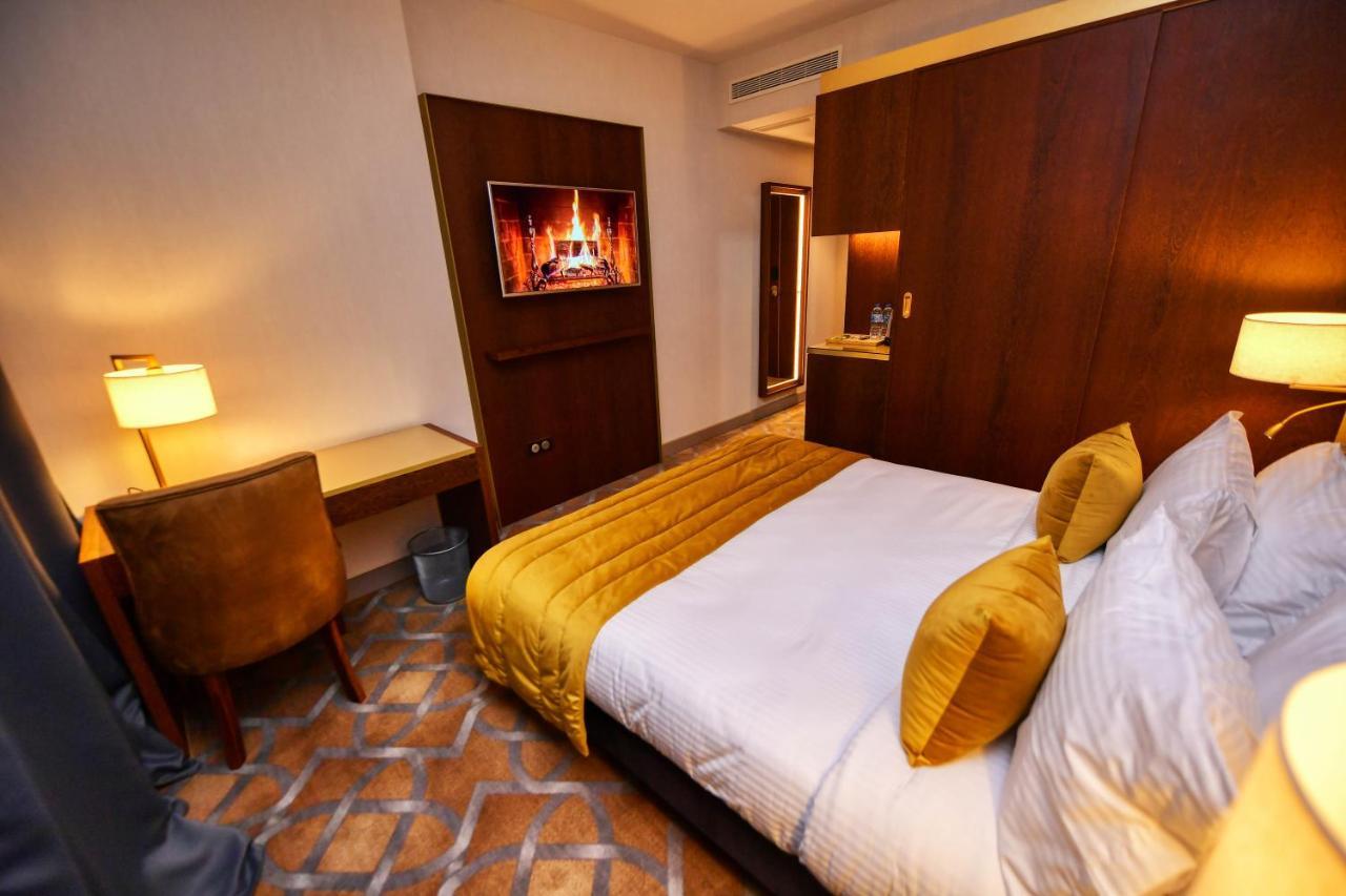 Le Palme Hotel Оран Екстериор снимка