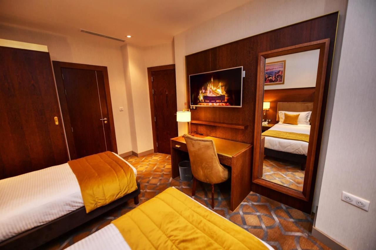 Le Palme Hotel Оран Екстериор снимка